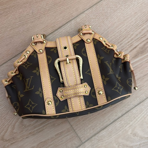 louis vuitton ruffled bag - Picture 1 of 4